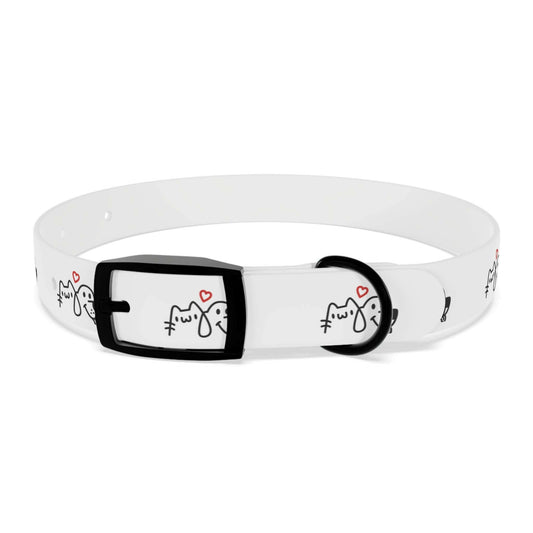 White belt with cute cat and heart design, featuring black buckle. Perfect accessory for cat lovers!