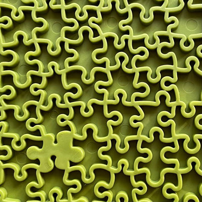 Jigsaw Design Emat Enrichment Licking Mat - Green - PETPOY